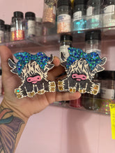 Load image into Gallery viewer, cow with bow
