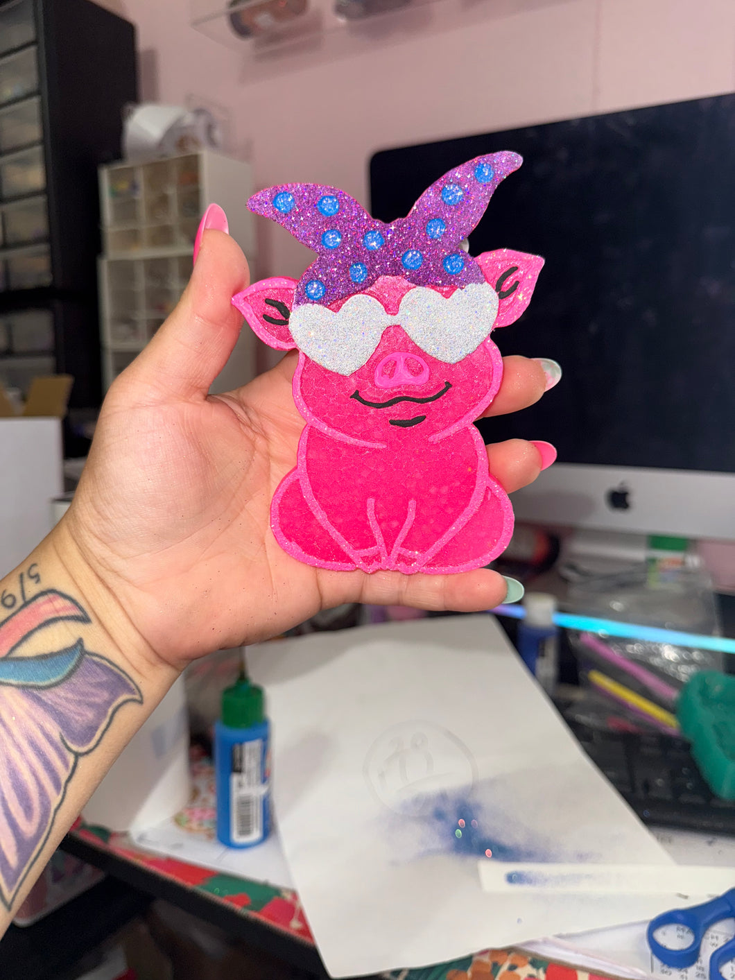 pig with bow