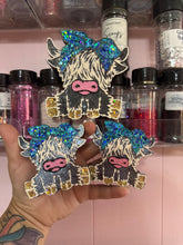 Load image into Gallery viewer, cow with bow
