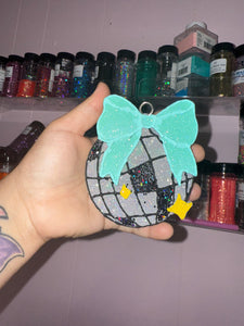 disco bow