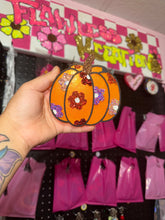 Load image into Gallery viewer, Flower Pumpkin
